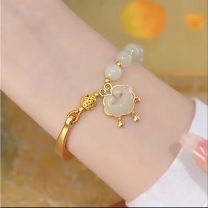 Jade Satisfactory Safety Lock Bracelet